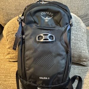 OSPREY Black Salida 8 Compact Backpack NWOT
